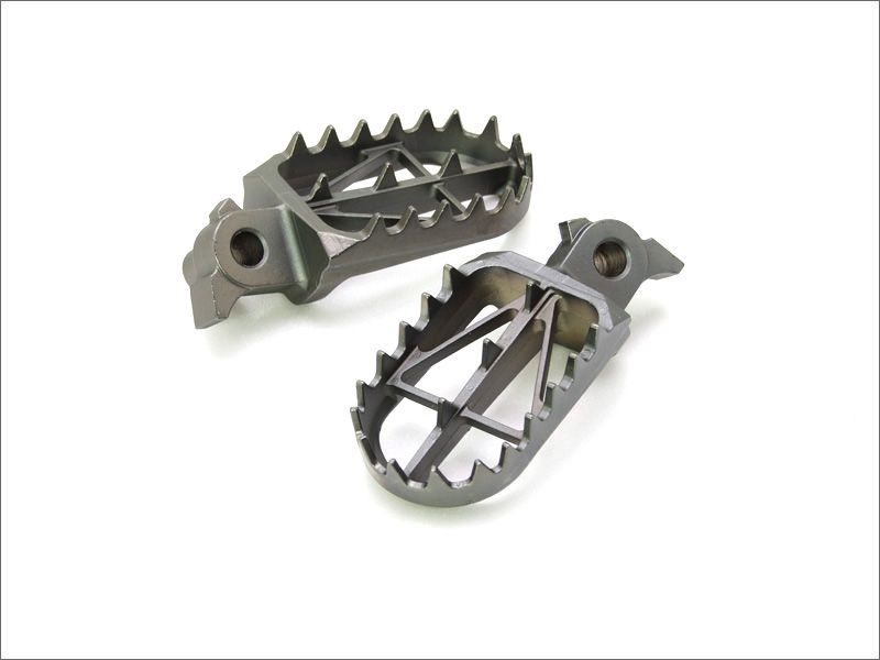 Podnóżki DRC mid do KAWASAKI/SUZUKI 05-