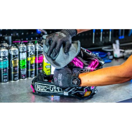 Płyn do czyszczenia kasku "helmet & visor" 250ml