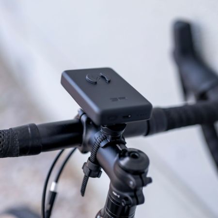SP CONNECT bezprzewodowy powerbank spc+