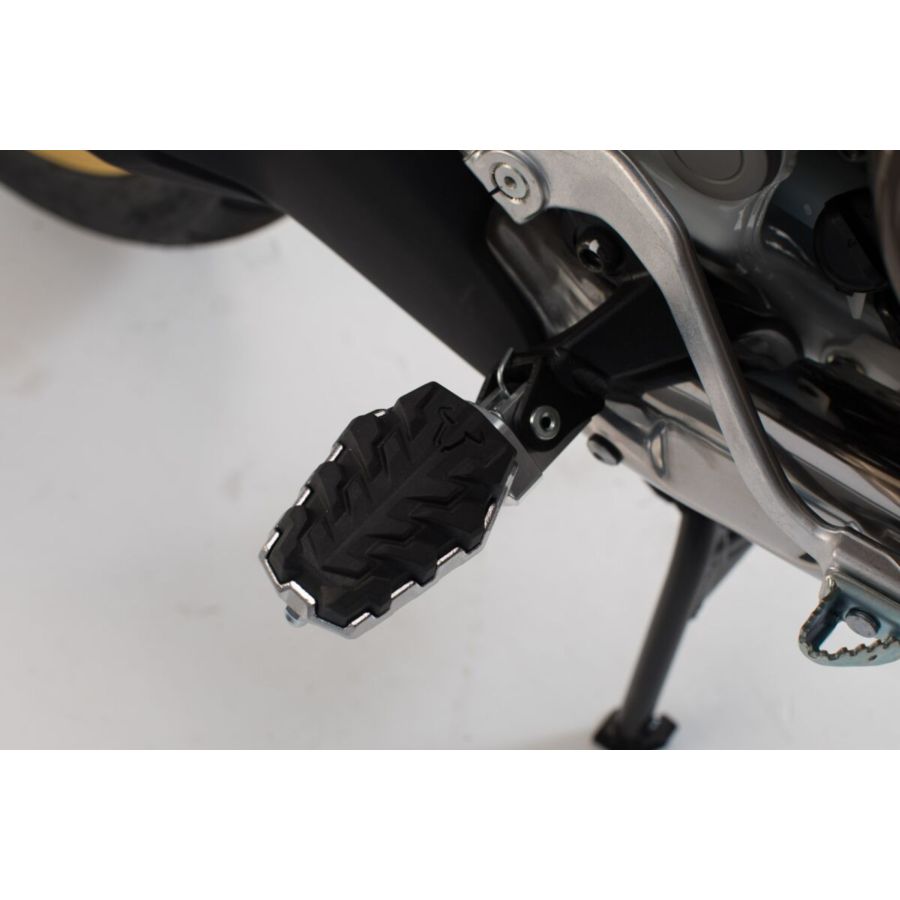 Zestaw podnóżków evo SW MOTECH footrest kit evo