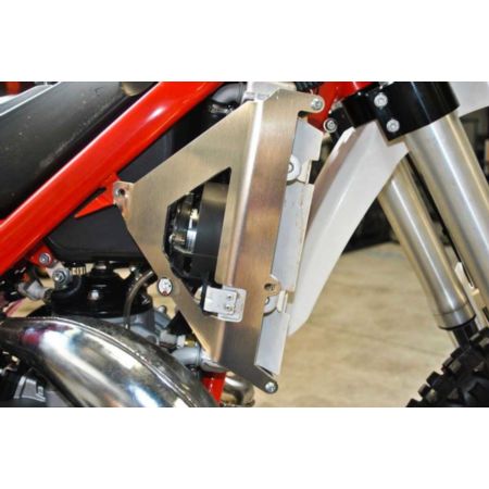 Osłona chłodnicy AXP aluminium BETA 300 xt ax1397