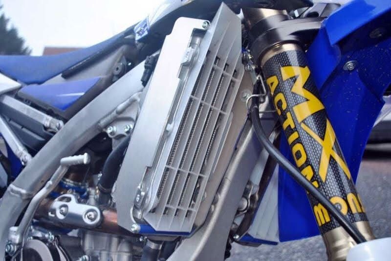 Osłona chłodnicy AXP aluminium YAMAHA ax1345