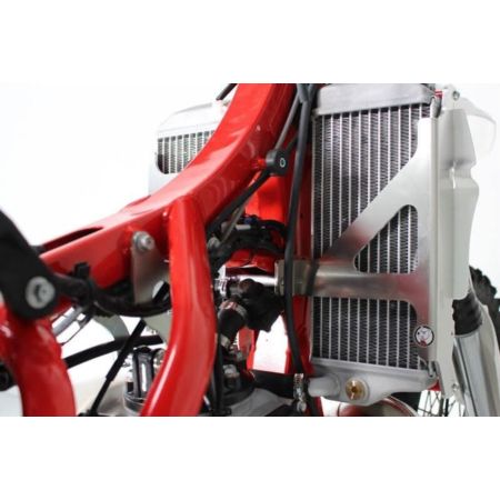 Osłona chłodnicy AXP aluminium BETA ax1552