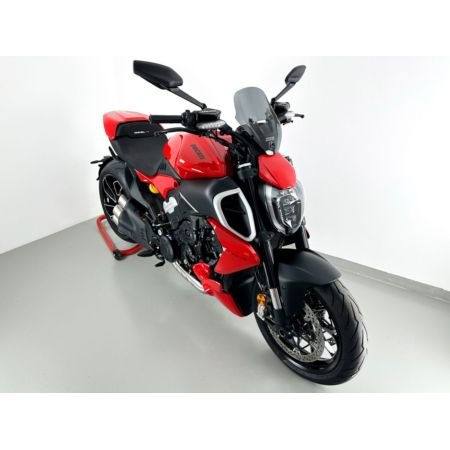 Szyba WRS SPORT DUCATI DIAVEL V4 dark smoke