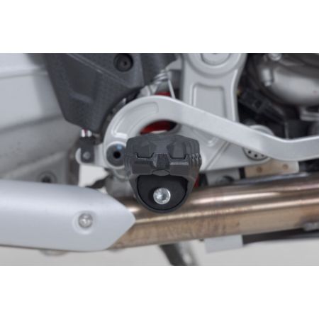 Podnóżki SW MOTECH EVO