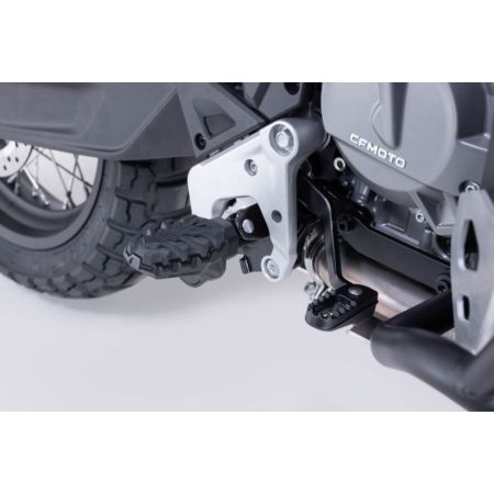 Podnóżki SW MOTECH EVO