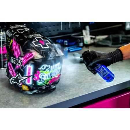 helmet visor & goggle cleaner MUC-OFF 250ml