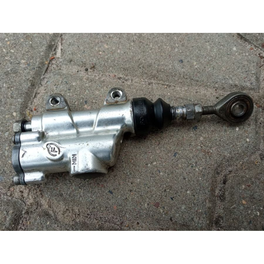 OEM KTM 4701306030001s pompa hamulca tył używana